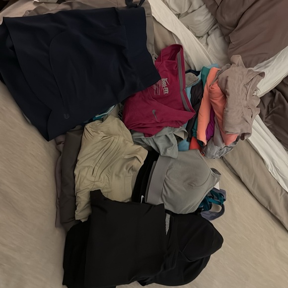 Variety of athletic wear - Picture 4 of 4